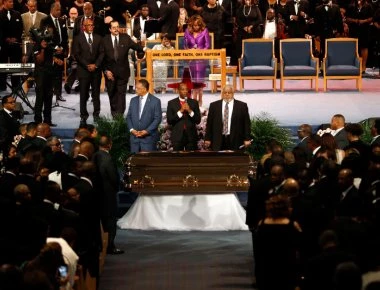 Κηδεία της Αρίθα Φράνκλιν: Μια μεγαλοπρεπής τελετή που κράτησε επτά ώρες (φώτο-βίντεο)